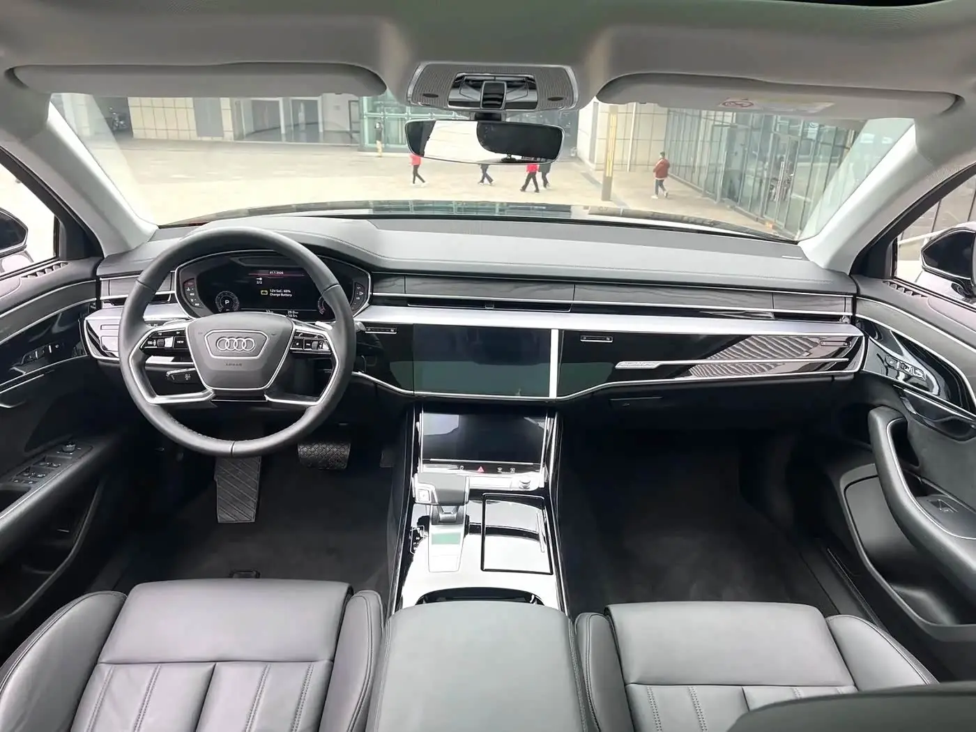 Audi A8 2024 — Photo 3/9
