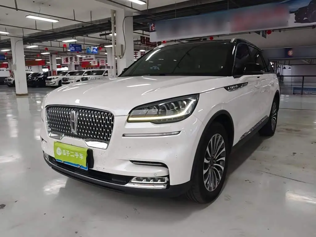 Lincoln Aviator 2020 — Фото 1/19