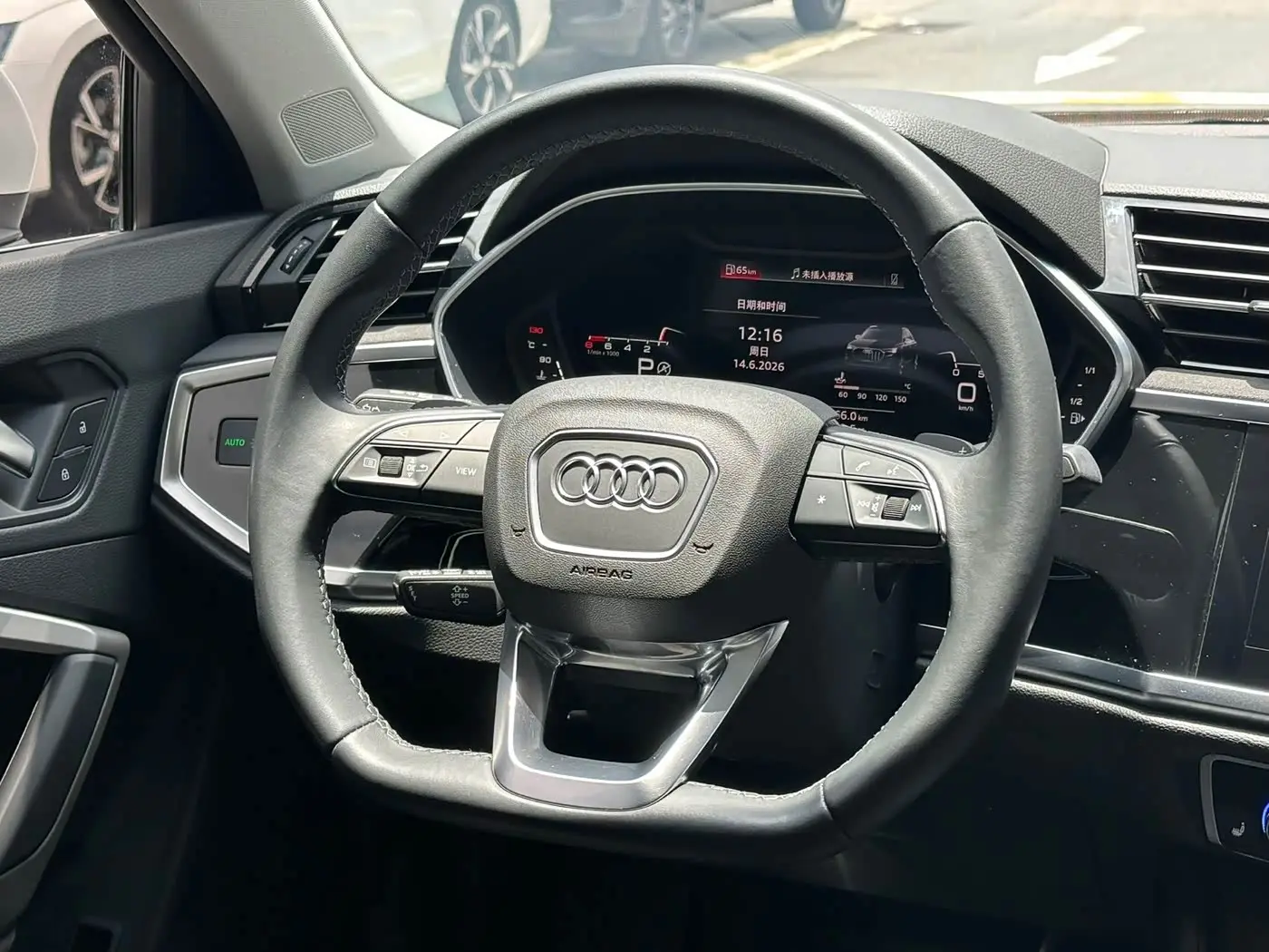 Audi Q3 2022 — Photo 11/14