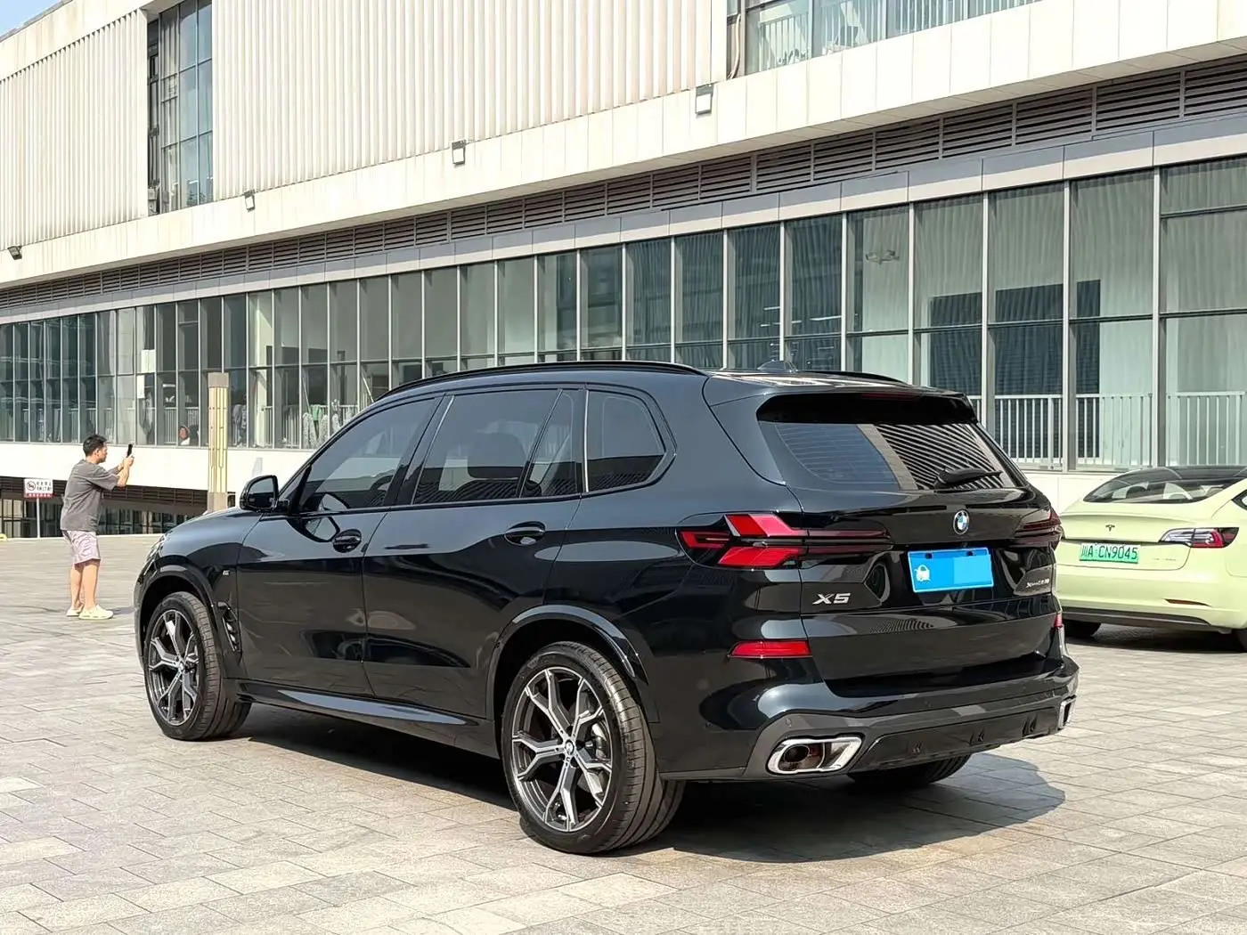 BMW X5 2025 — Photo 4/9