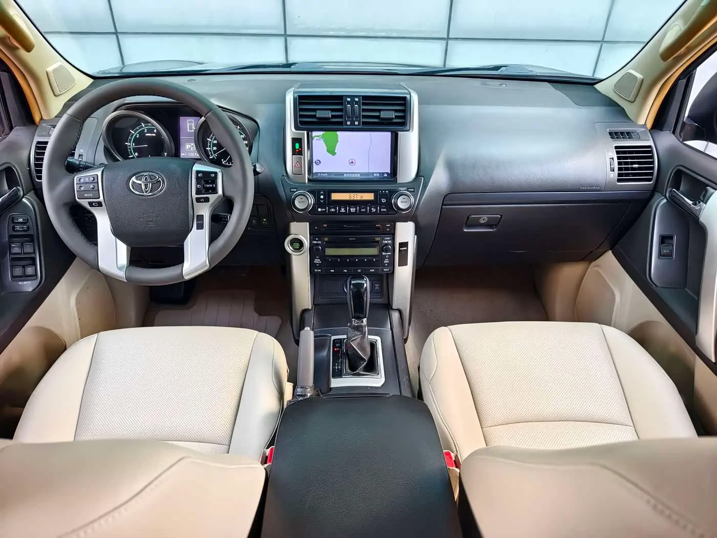 Toyota Prado 2011 — Şəkil 13/20