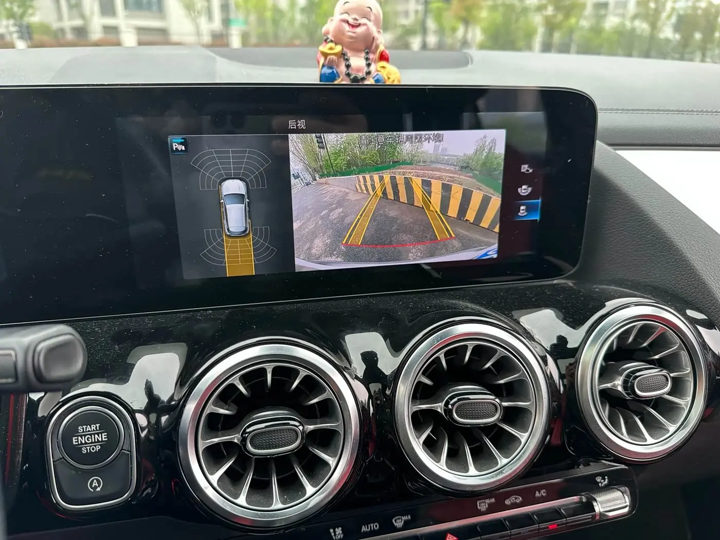 Mercedes-Benz GLA AMG 2021 — Фото 16/19