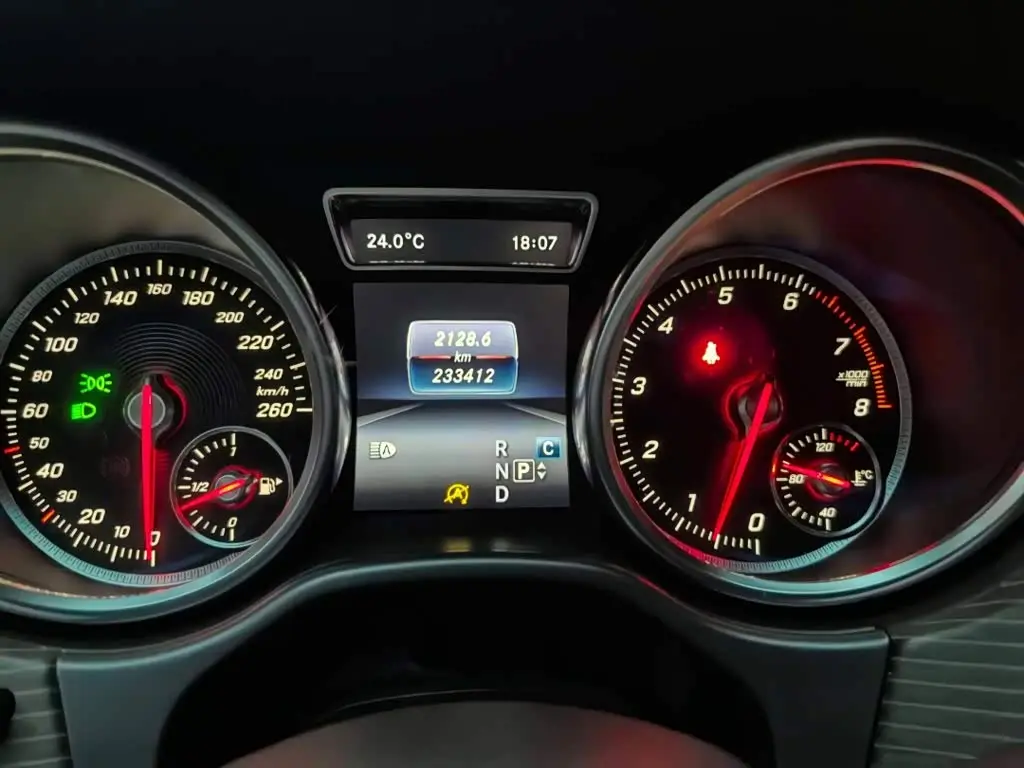 Mercedes-Benz GLE 2019 — Фото 8/8