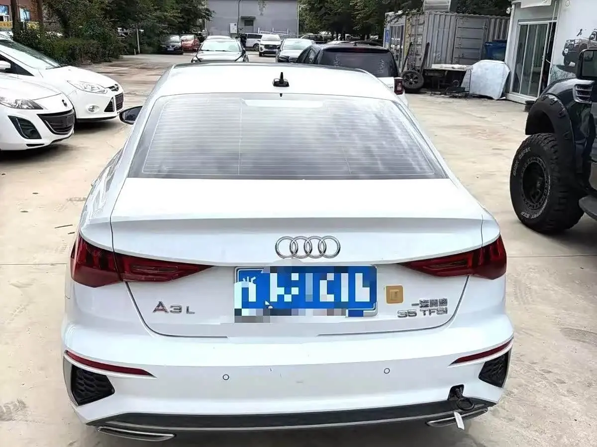 Audi A3 2023 — Photo 5/8