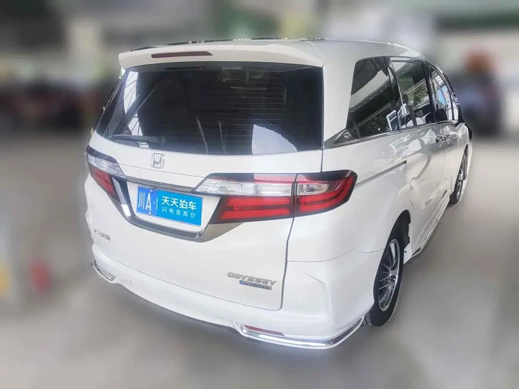 Honda Odyssey 2021 — Şəkil 2/13