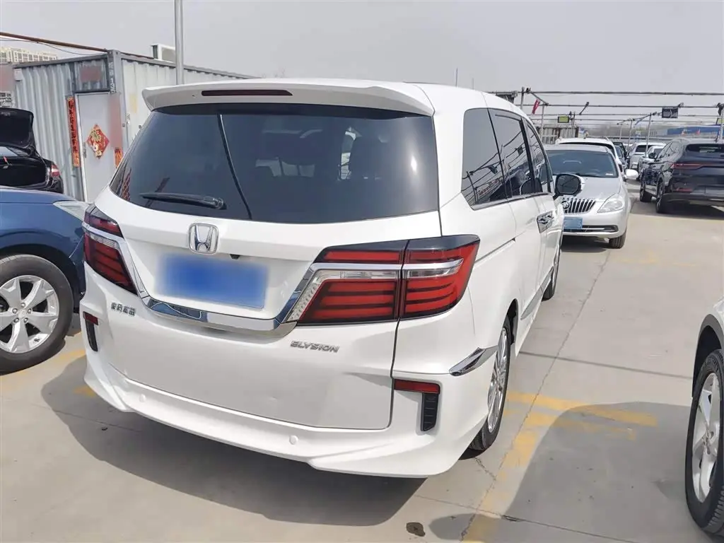 Honda Elysion 2018 — Şəkil 5/20