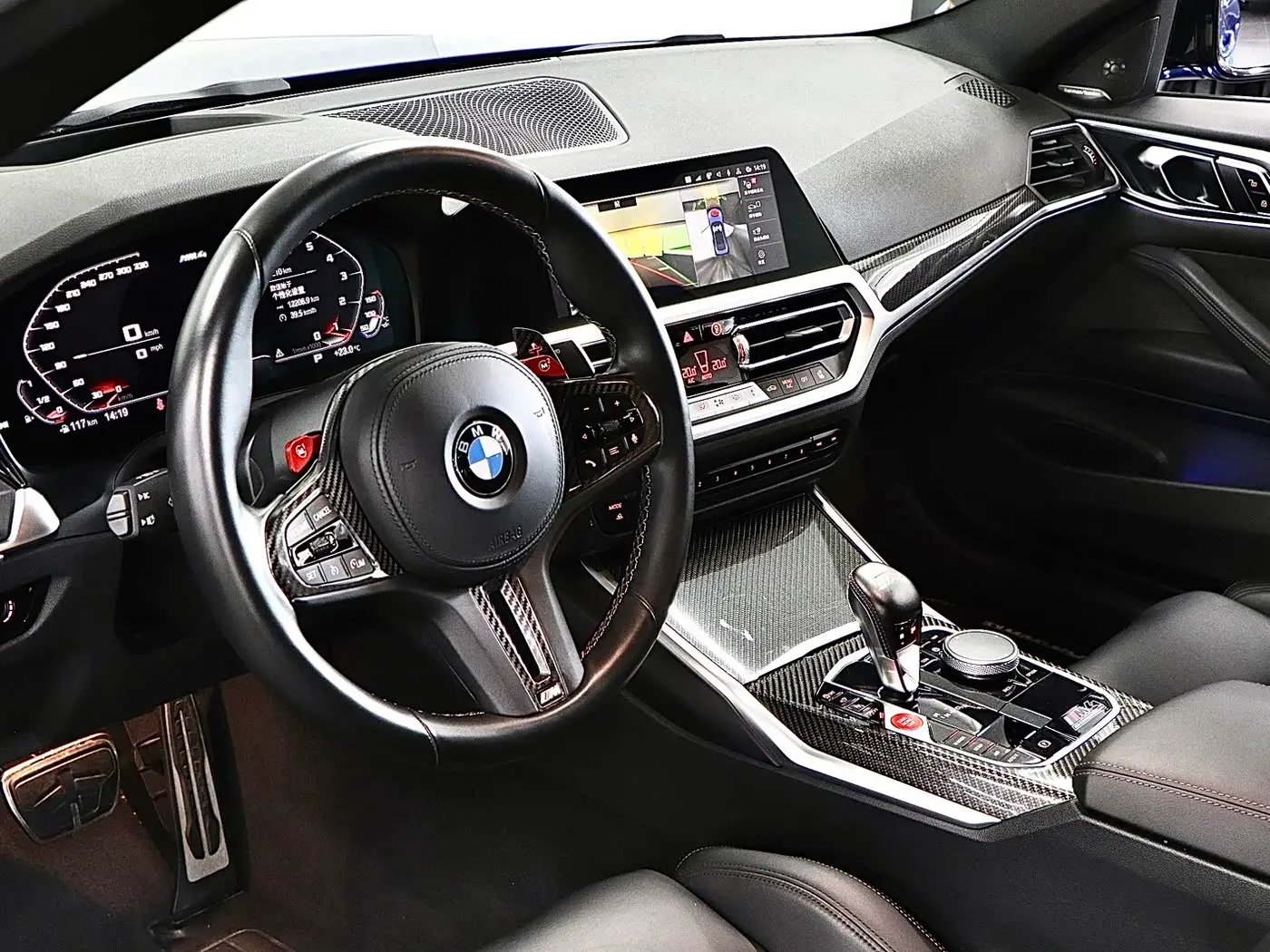 BMW M4 2022 — Photo 11/19