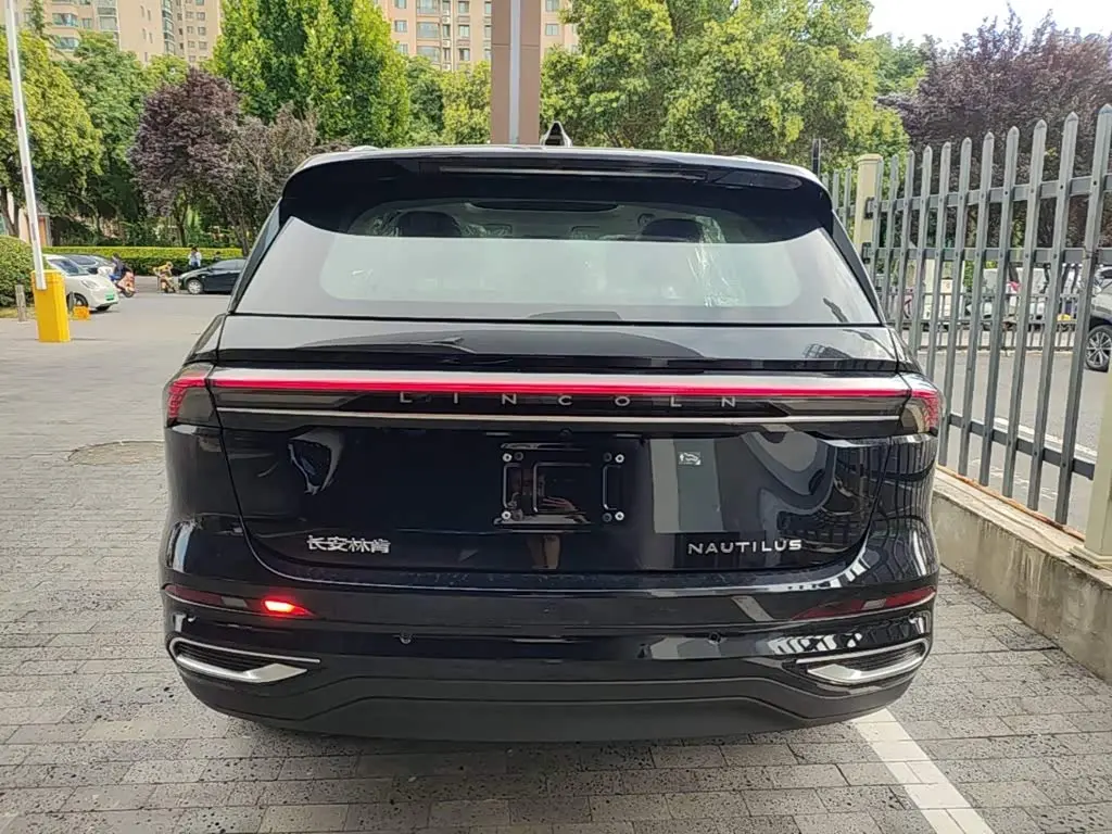 Lincoln Nautilus 2026 — Photo 6/20