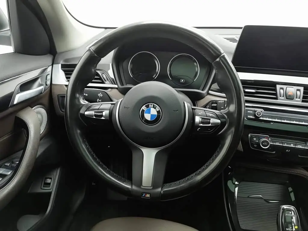 BMW X1 2021 — Фото 11/20