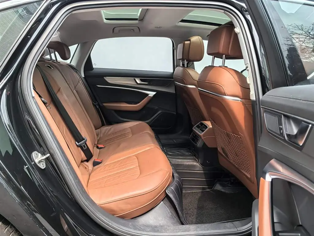 Audi A6L 2020 — Photo 14/20