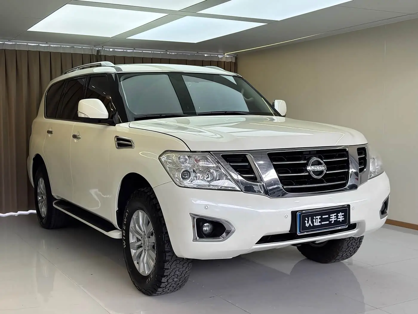 Nissan Patrol 2018 — Фото 3/20