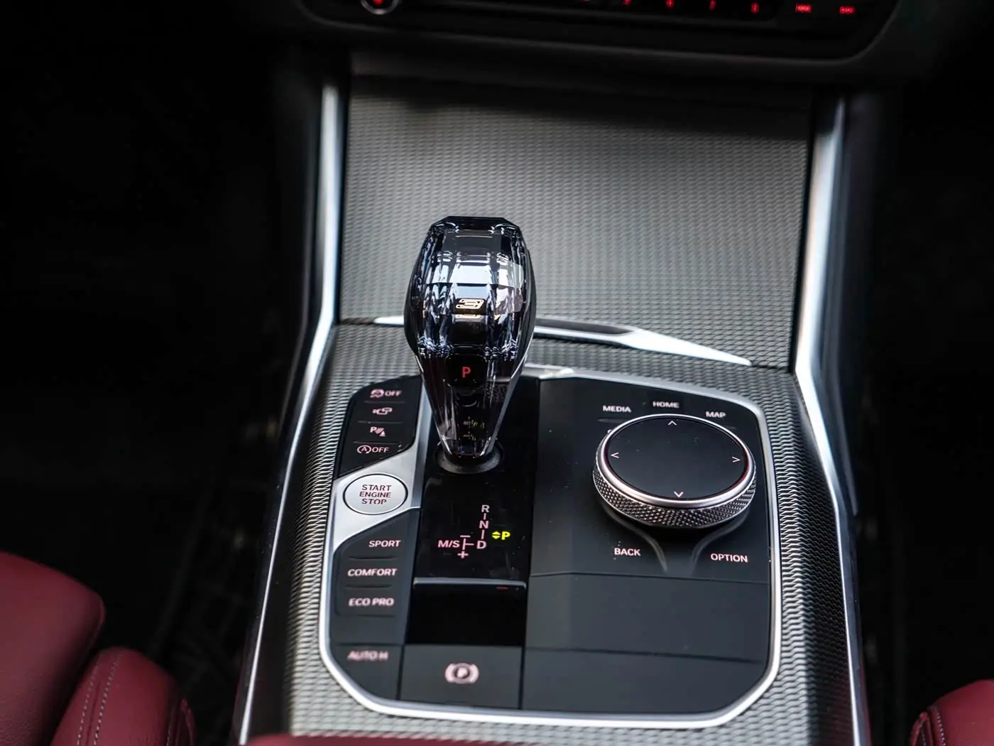 BMW 3 Series 2021 — Photo 14/17