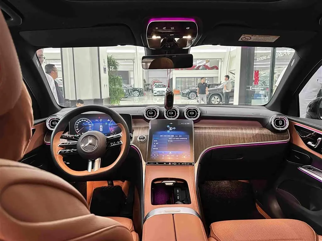 Mercedes-Benz GLC 2025 — Photo 20/20