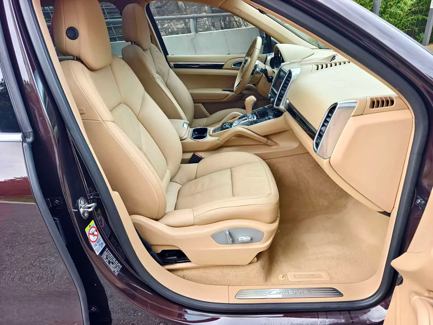 Porsche Cayenne 2015 — Фото 12/17