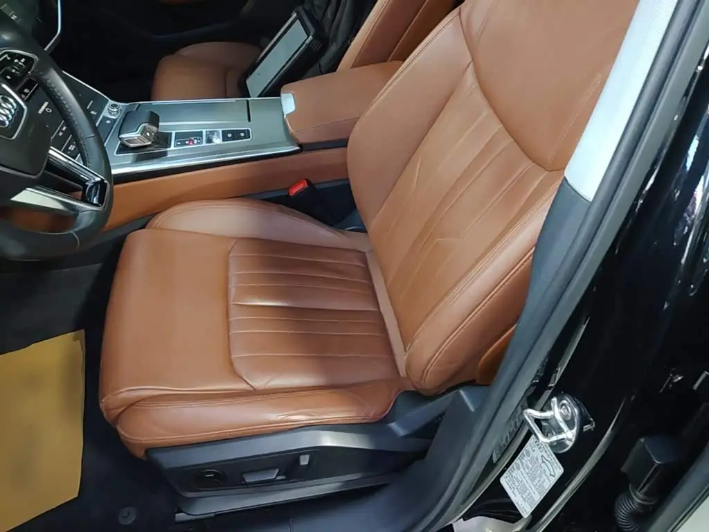 Audi A6L 2019 — Фото 11/20