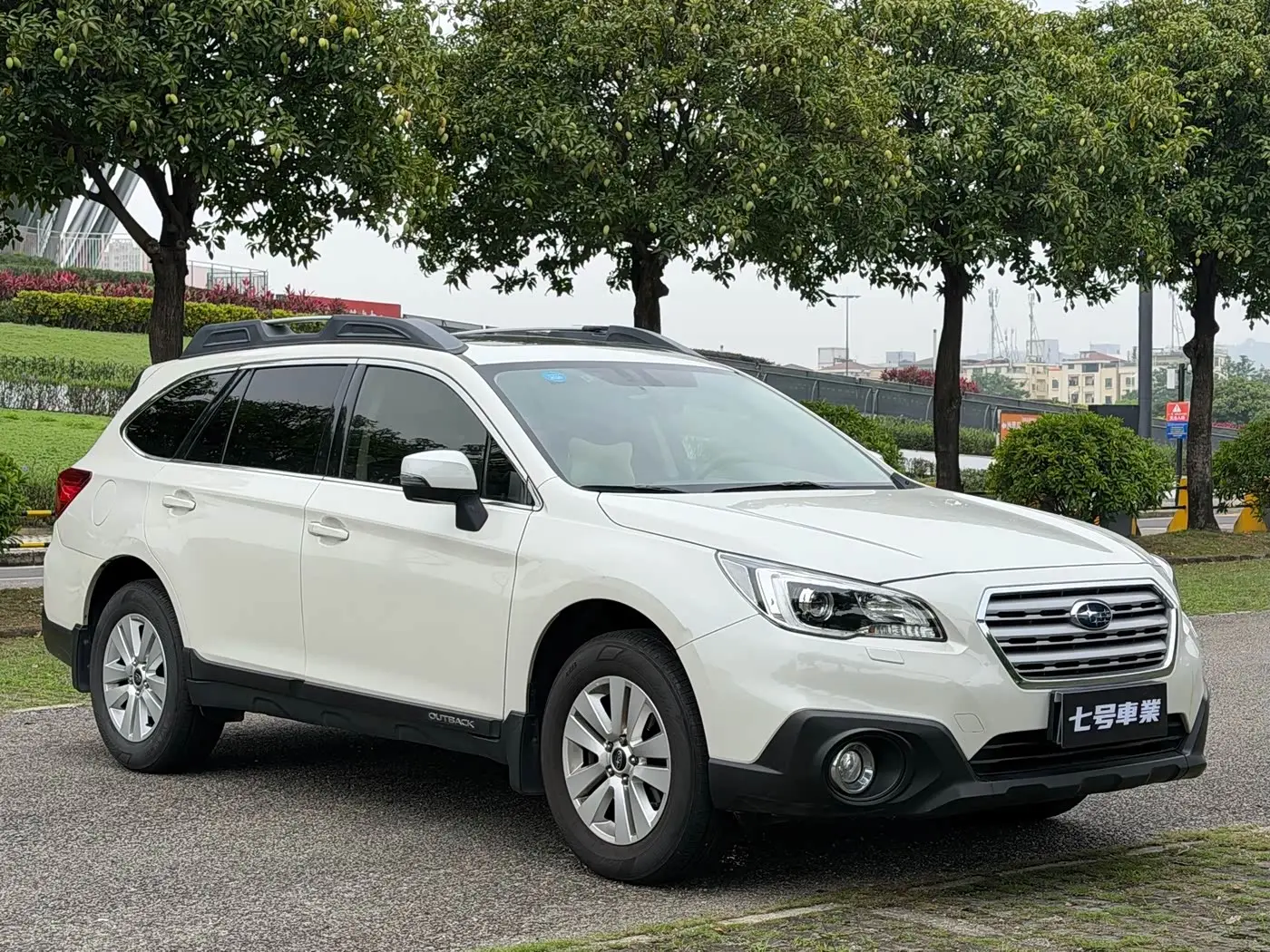 Subaru Outback 2016 — Photo 2/20