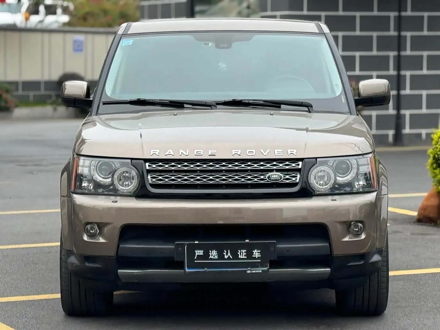 Land Rover Range Rover Sport 2011 — Фото 2/20