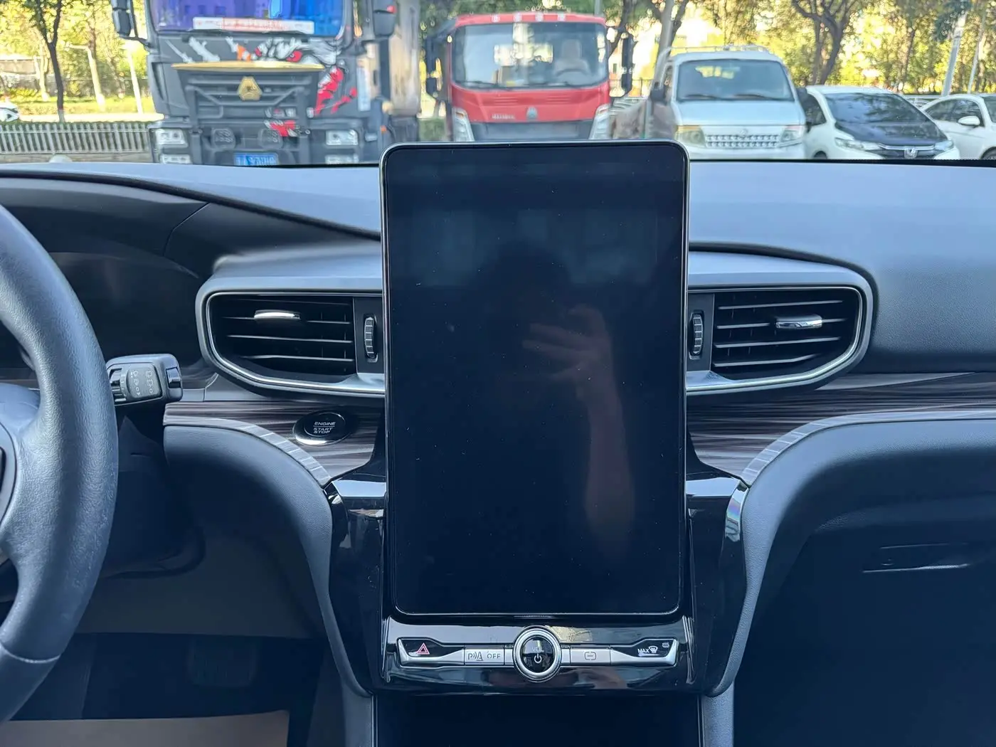 Ford Explorer 2021 — Şəkil 8/17