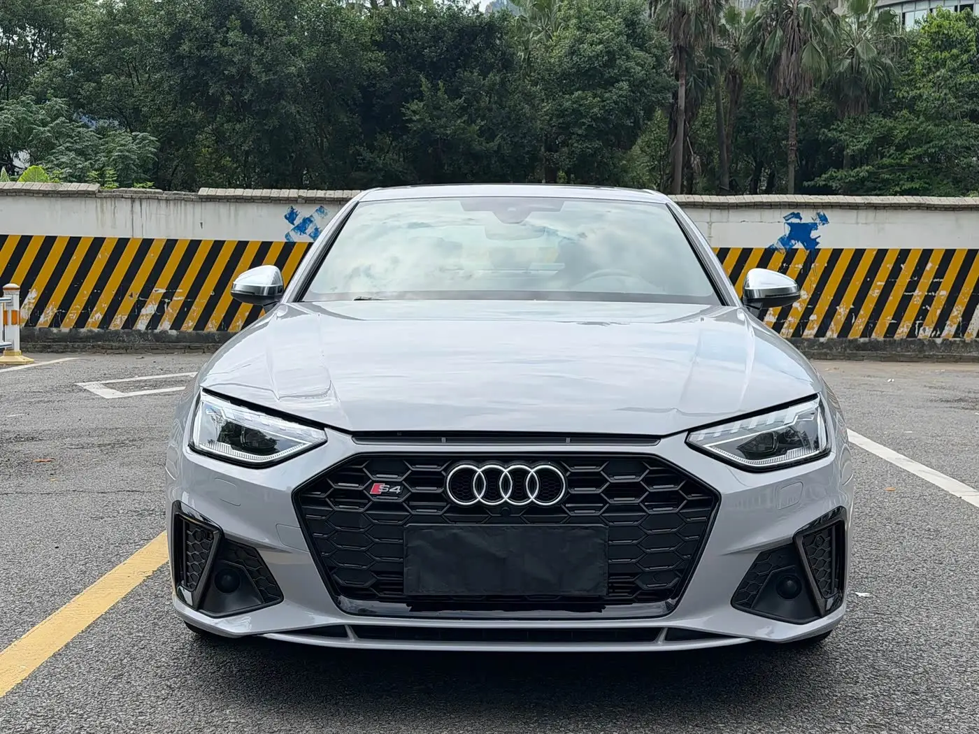 Audi S4 2024 — Photo 2/18