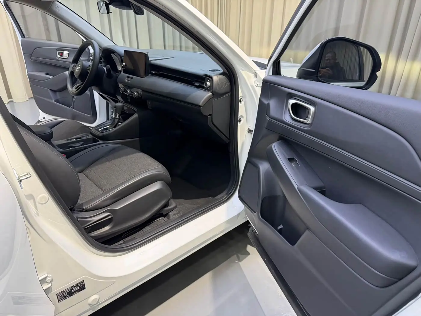 Honda Vezel 2024 — Şəkil 10/17
