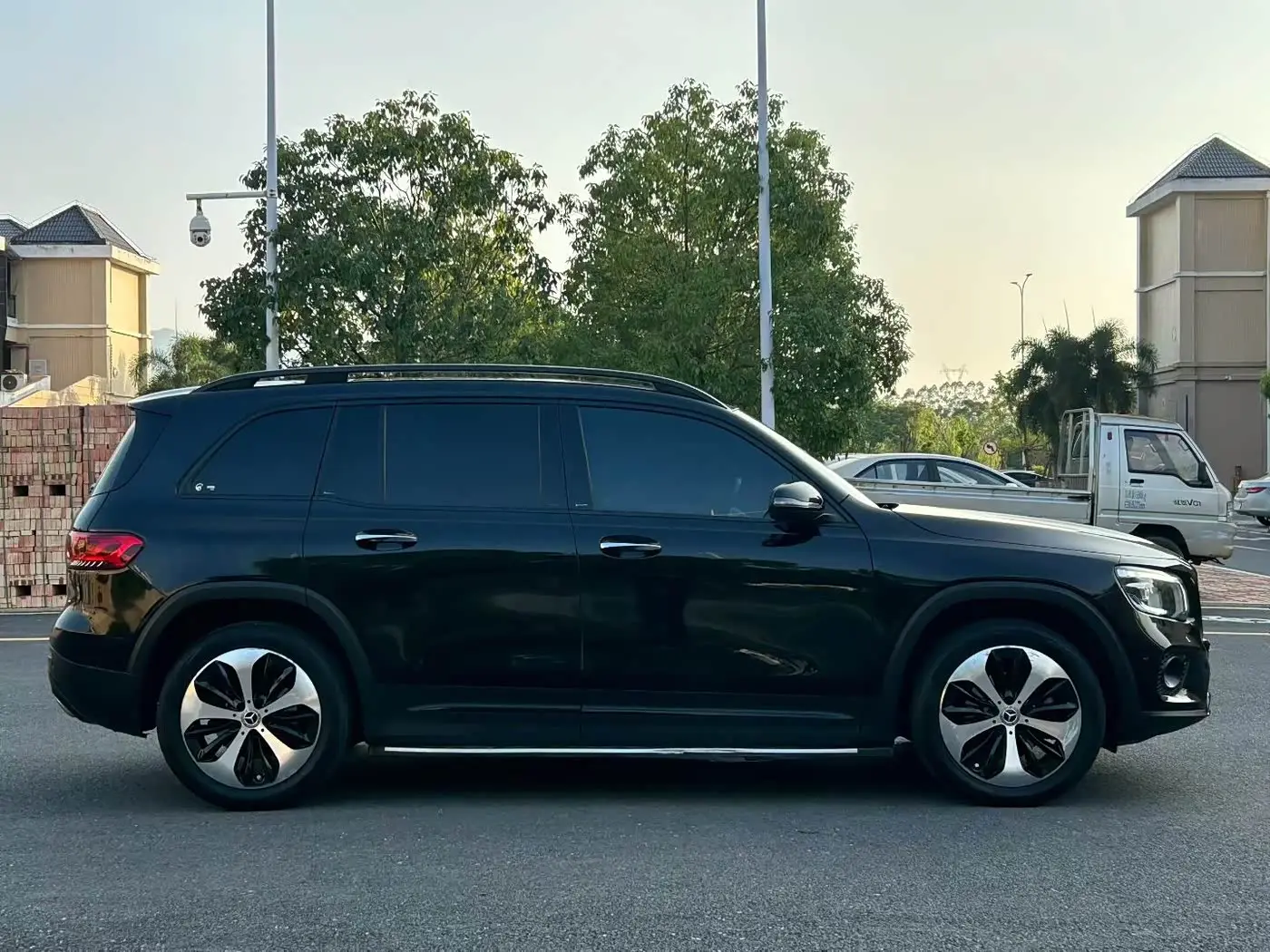 Mercedes-Benz GLB 2020 — Фото 5/9