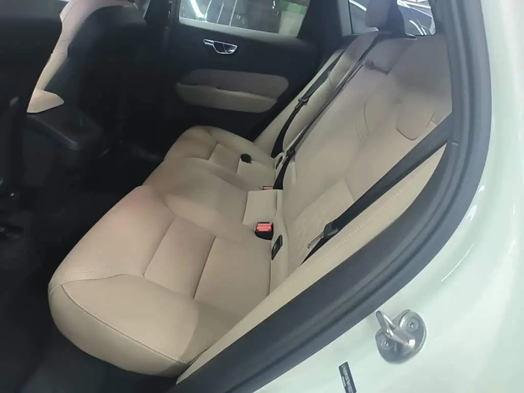 Volvo XC60 2026 — Photo 17/20