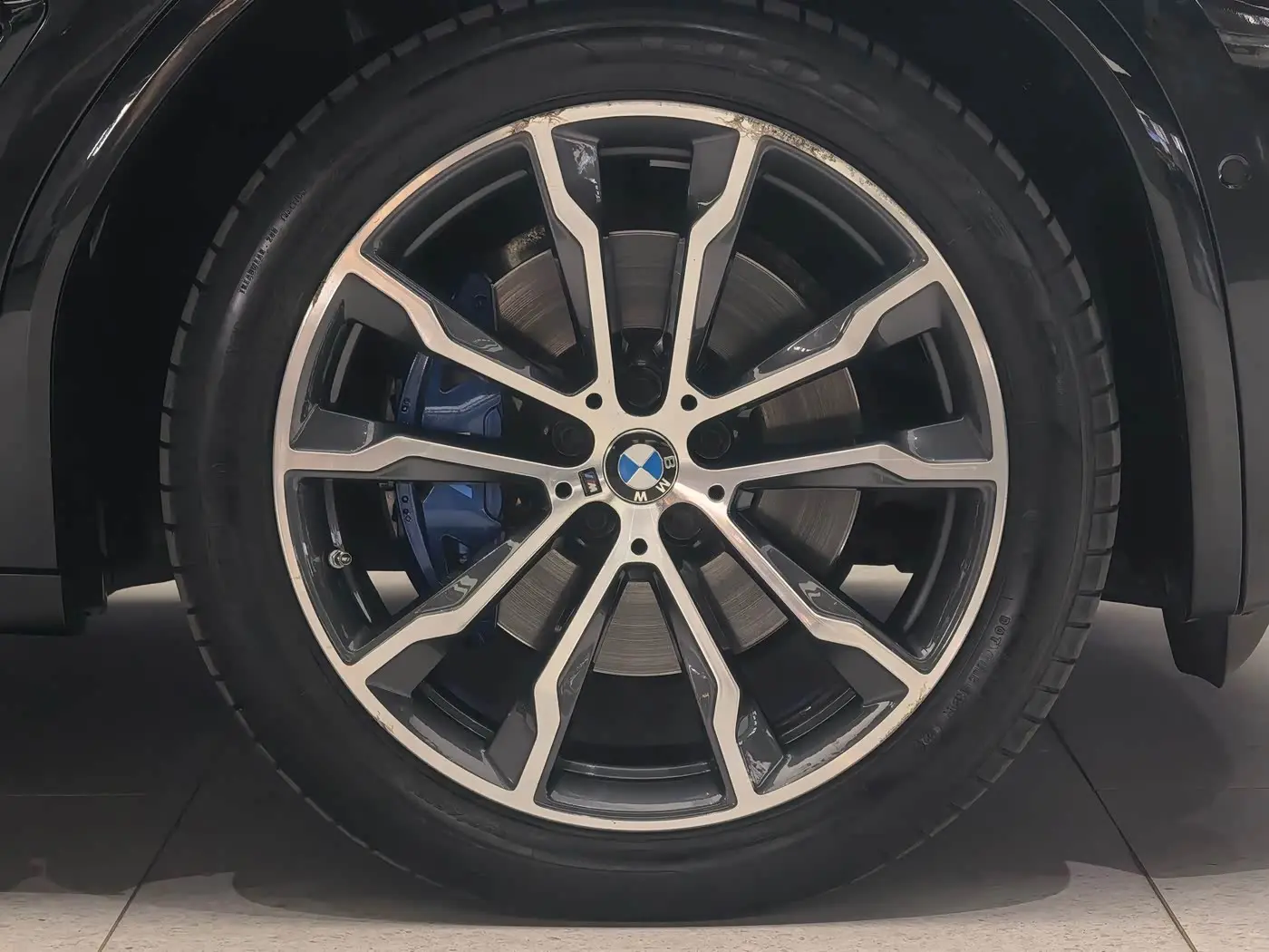 BMW X4 2021 — Фото 16/20