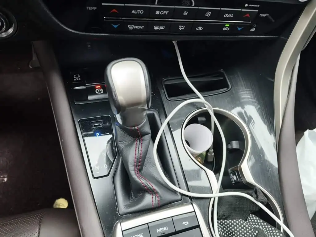 Lexus RX 2021 — Şəkil 15/20