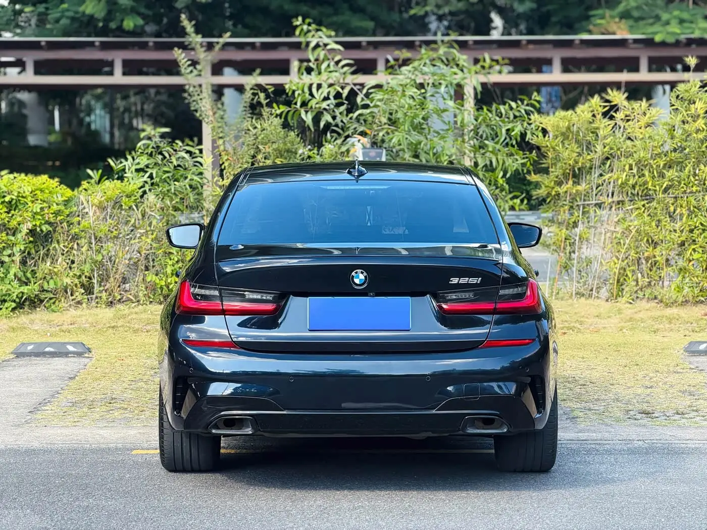 BMW 3 Series 2021 — Фото 13/14