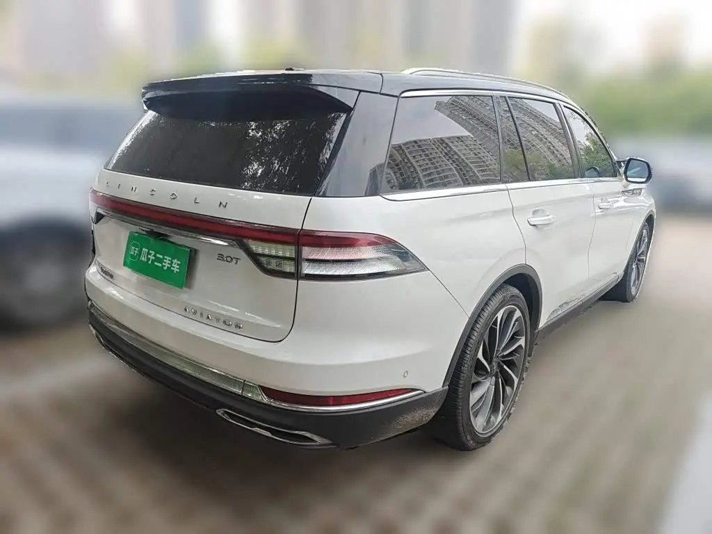 Lincoln Aviator 2022 — Şəkil 4/20