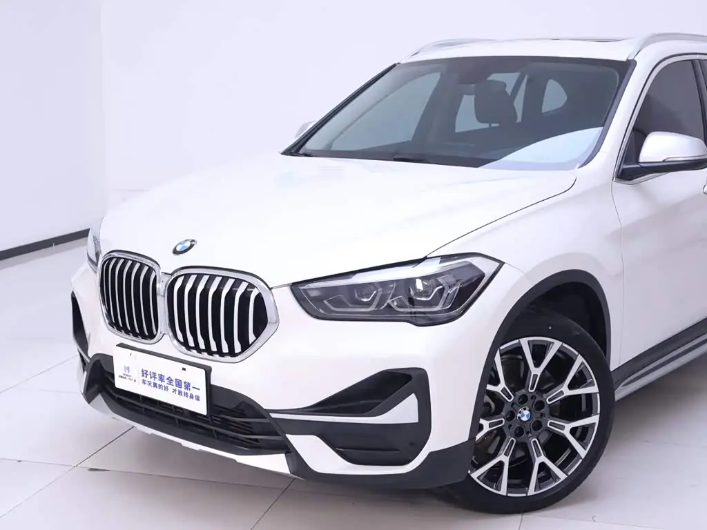 BMW X1 2021 — Фото 3/20