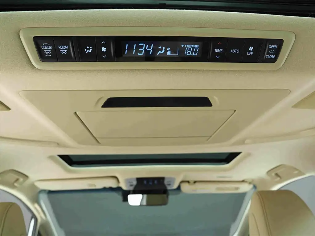 Toyota Vellfire 2020 — Фото 19/20