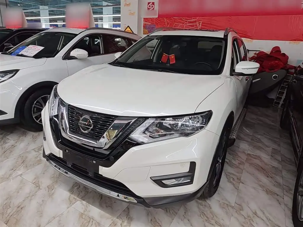 Nissan X-Trail 2018 — Фото 1/20