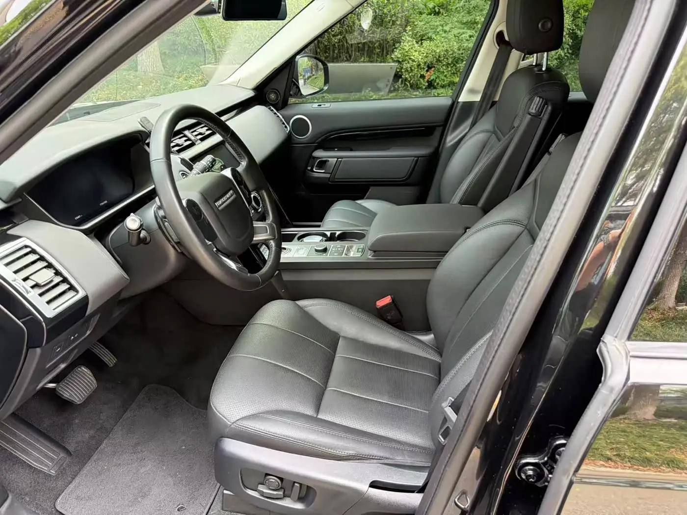 Land Rover Discovery 2020 — Şəkil 6/10