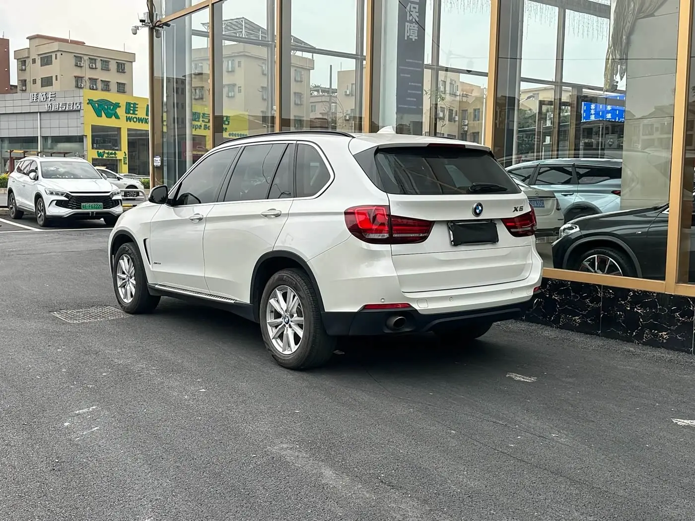 BMW X5 2016 — Photo 18/20