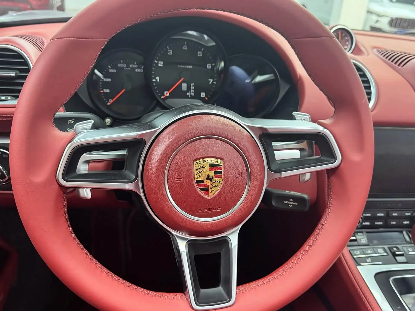 Porsche 718 2017 — Şəkil 8/12