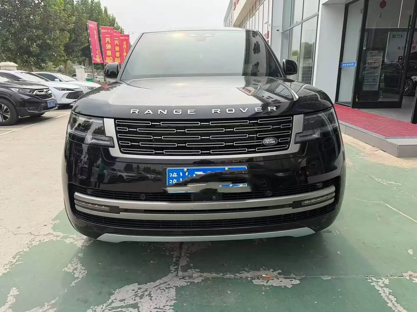Land Rover Range Rover 2025 — Фото 4/6
