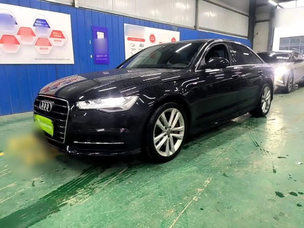 Audi A6L 2019 — Фото 2/20