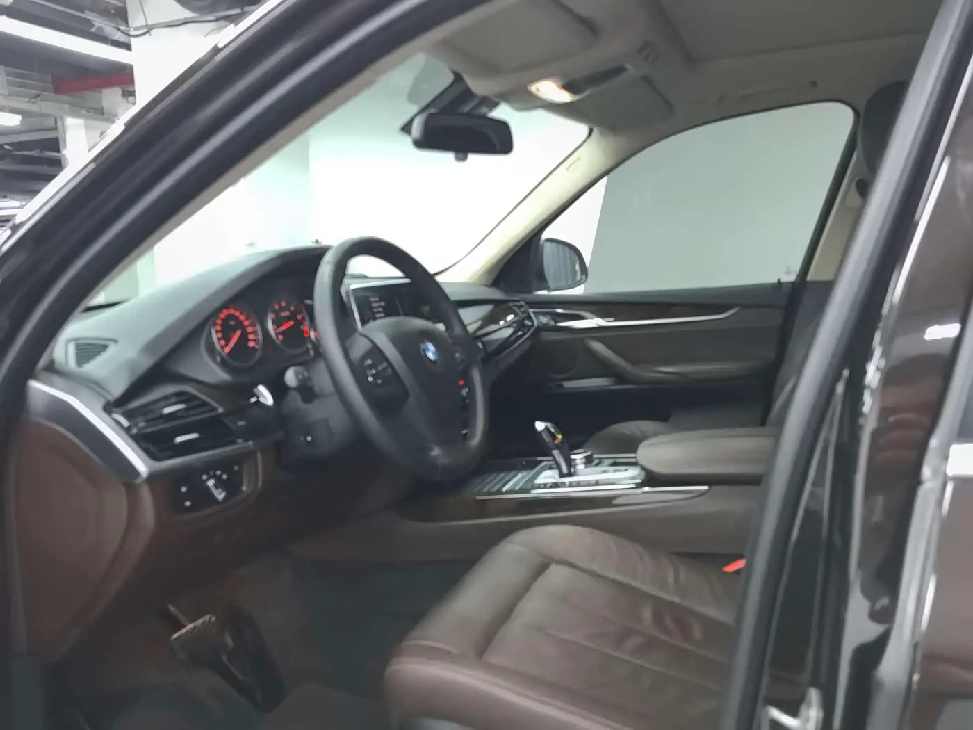 BMW X5 2015 — Photo 4/16