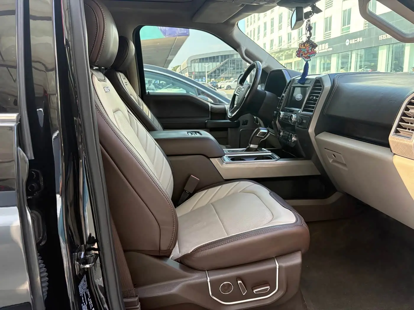 Ford F-150 Raptor 2020 — Photo 13/16