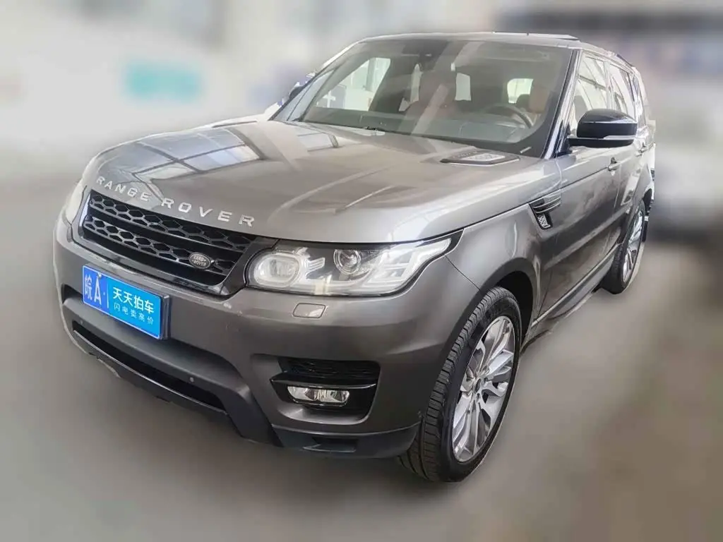 Land Rover Range Rover Sport 2013 — Photo 1/13