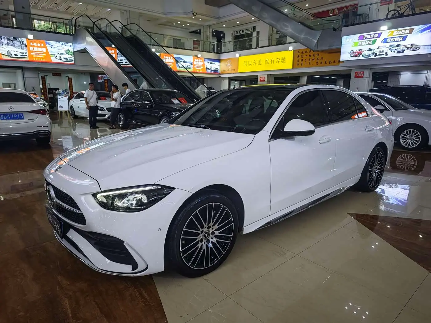 Mercedes-Benz C-Class 2022 — Фото 2/18