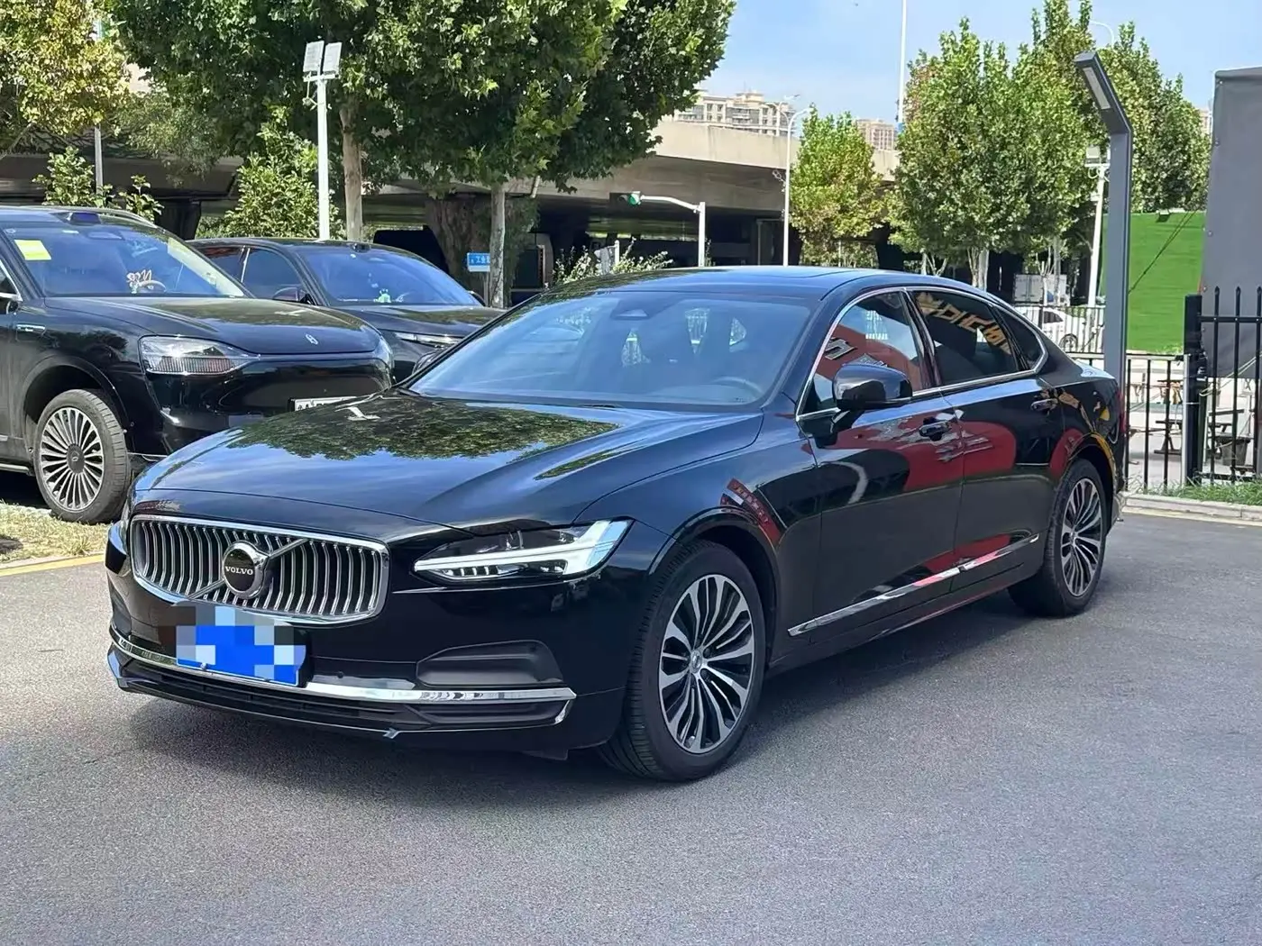 Volvo S90 2025 — Şəkil 1/9