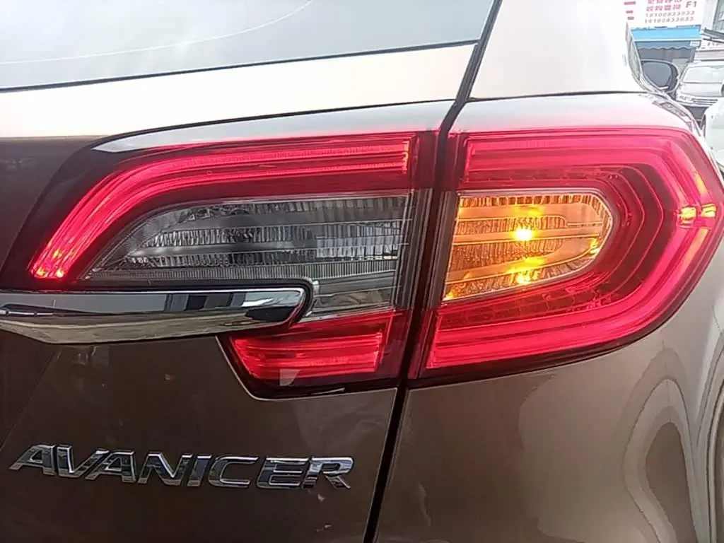 Honda Avancier 2018 — Фото 8/20