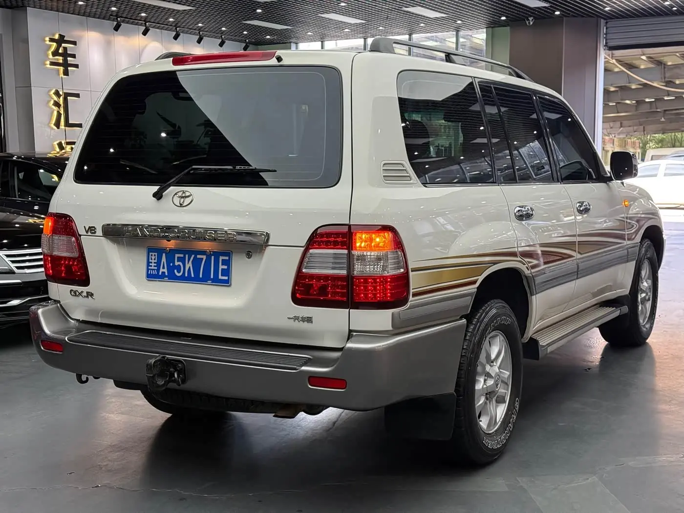Toyota Land Cruiser 2009 — Фото 3/20
