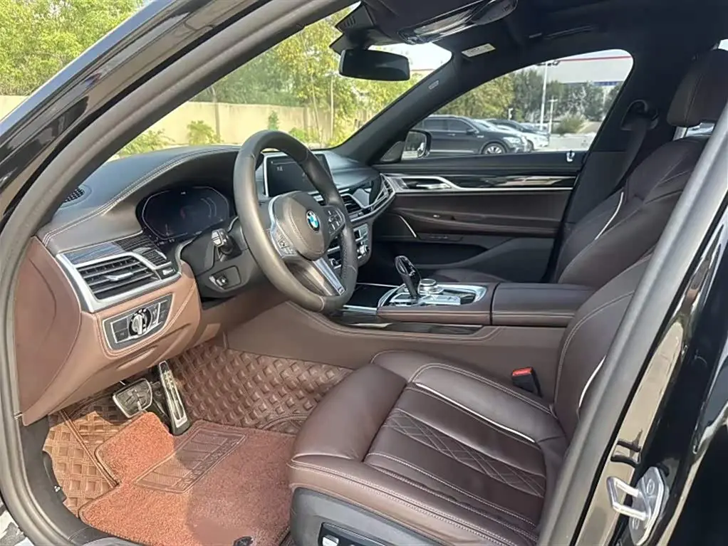 BMW 7 Series 2022 — Şəkil 9/11