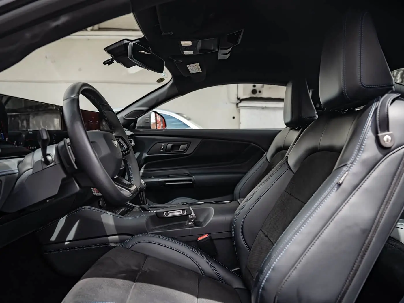 Ford Mustang 2024 — Photo 18/20