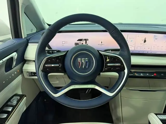 Buick GL8 New Energy 2025 — Photo 5/12