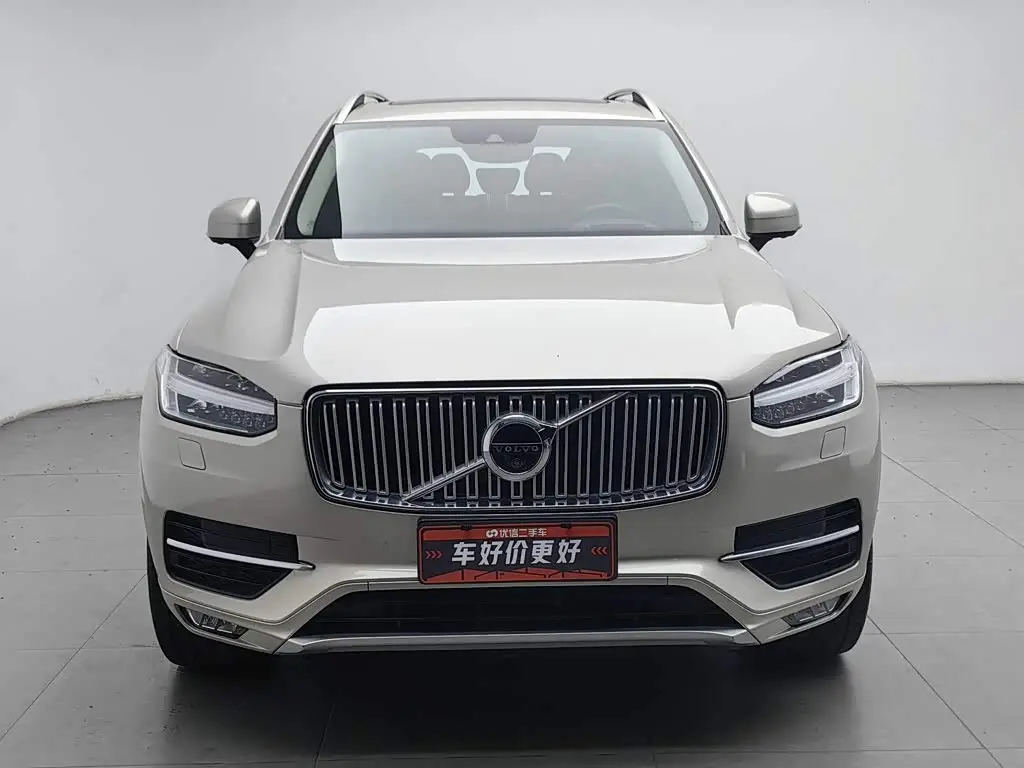 Volvo XC90 2017 — Фото 3/20