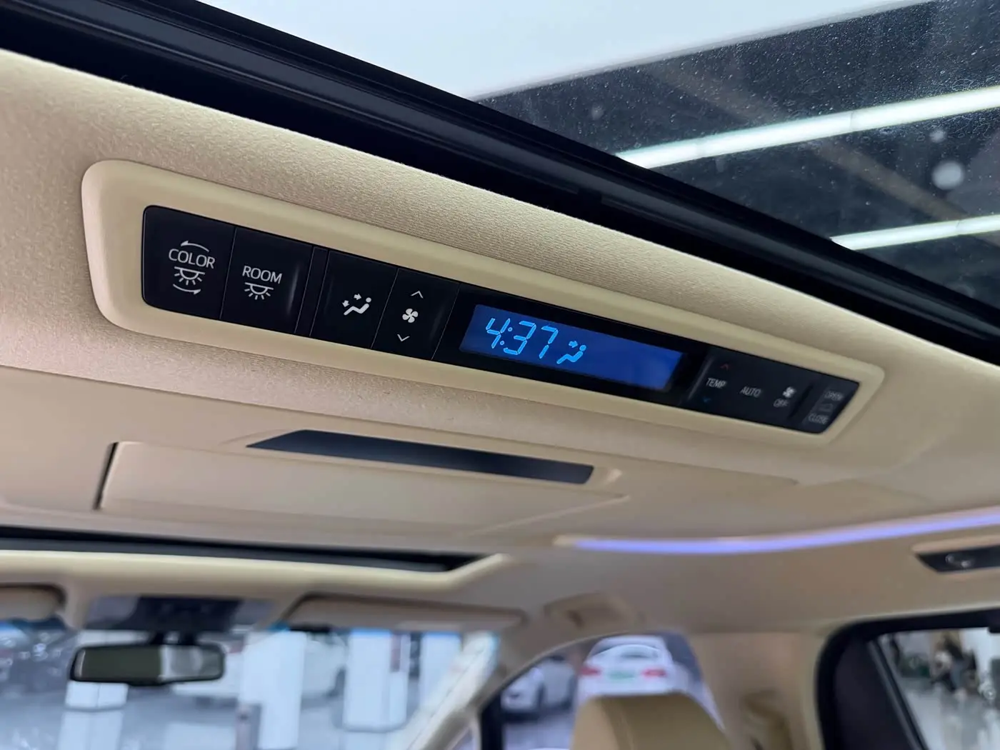 Toyota Alphard 2016 — Фото 10/16